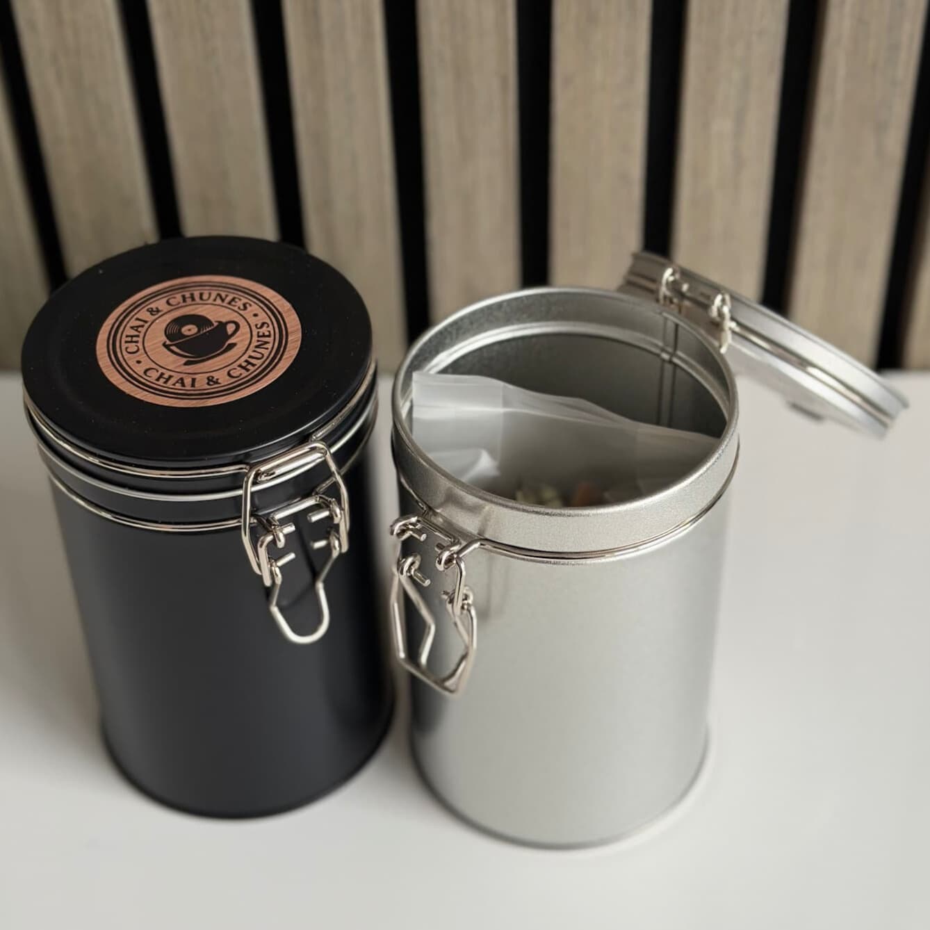 The Acoustic (Lemongrass + Cardamom)